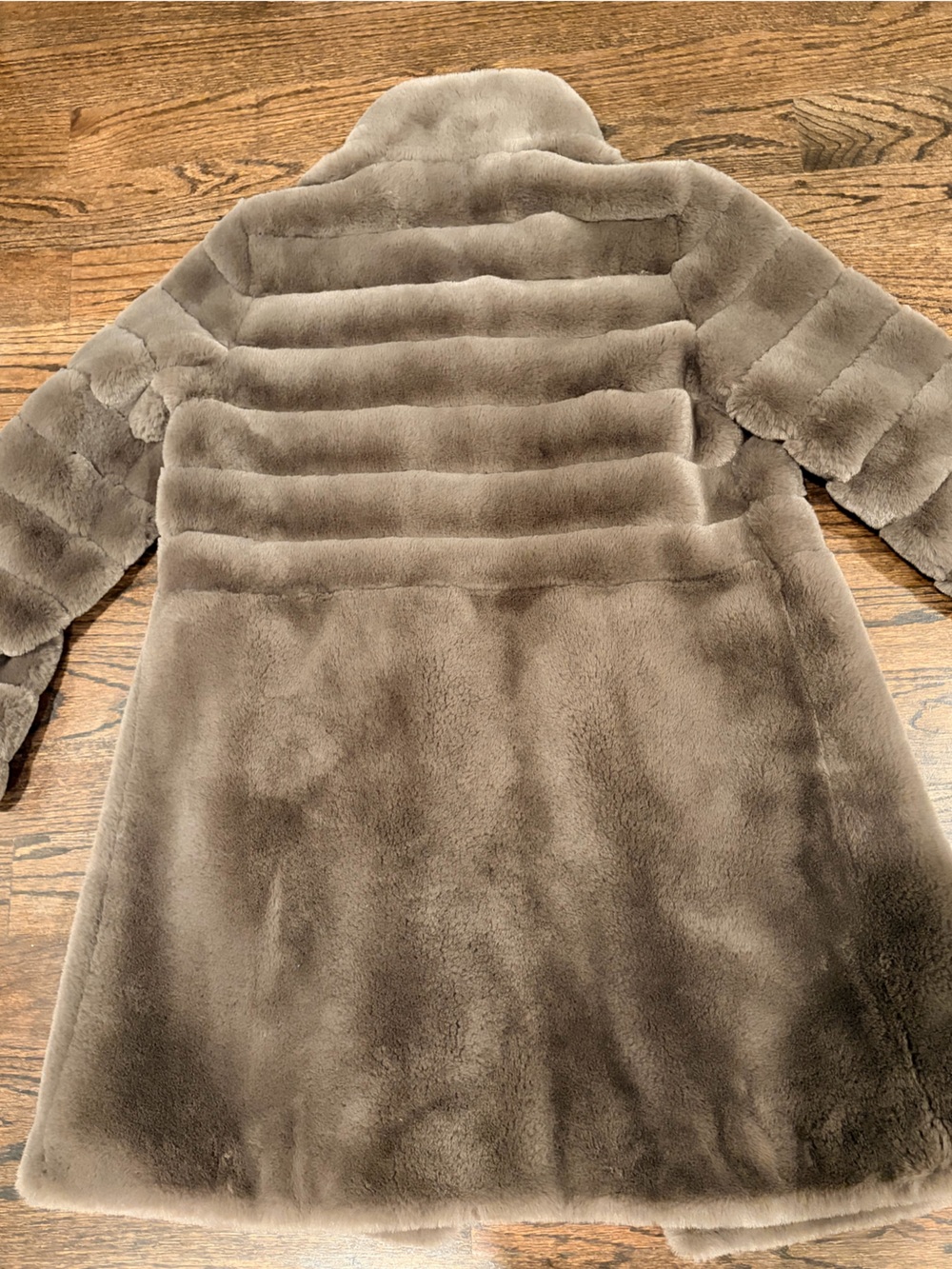 Jones New York Plush Faux Fur Teddy Coat in Taupe - Picture 2 of 5